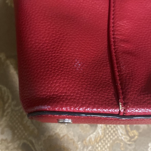 Red Dana Buchman bag - Picture 6 of 10